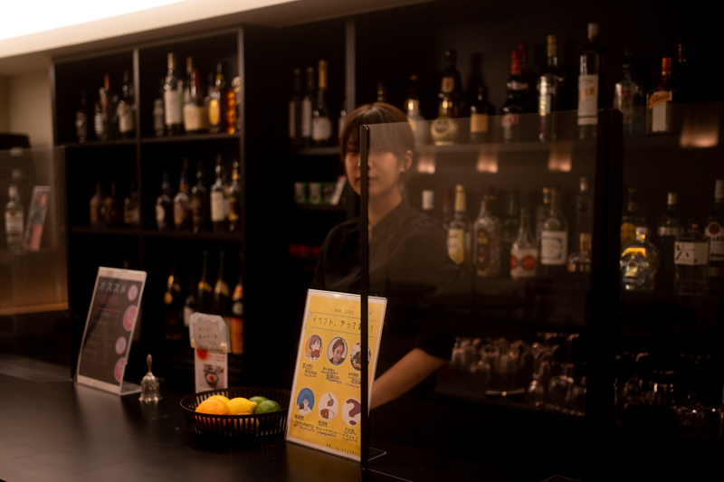 大阪 心斎橋 店長が可愛い と評判のエンタメショットバー Bar Zero に行ってみた Osaka Street